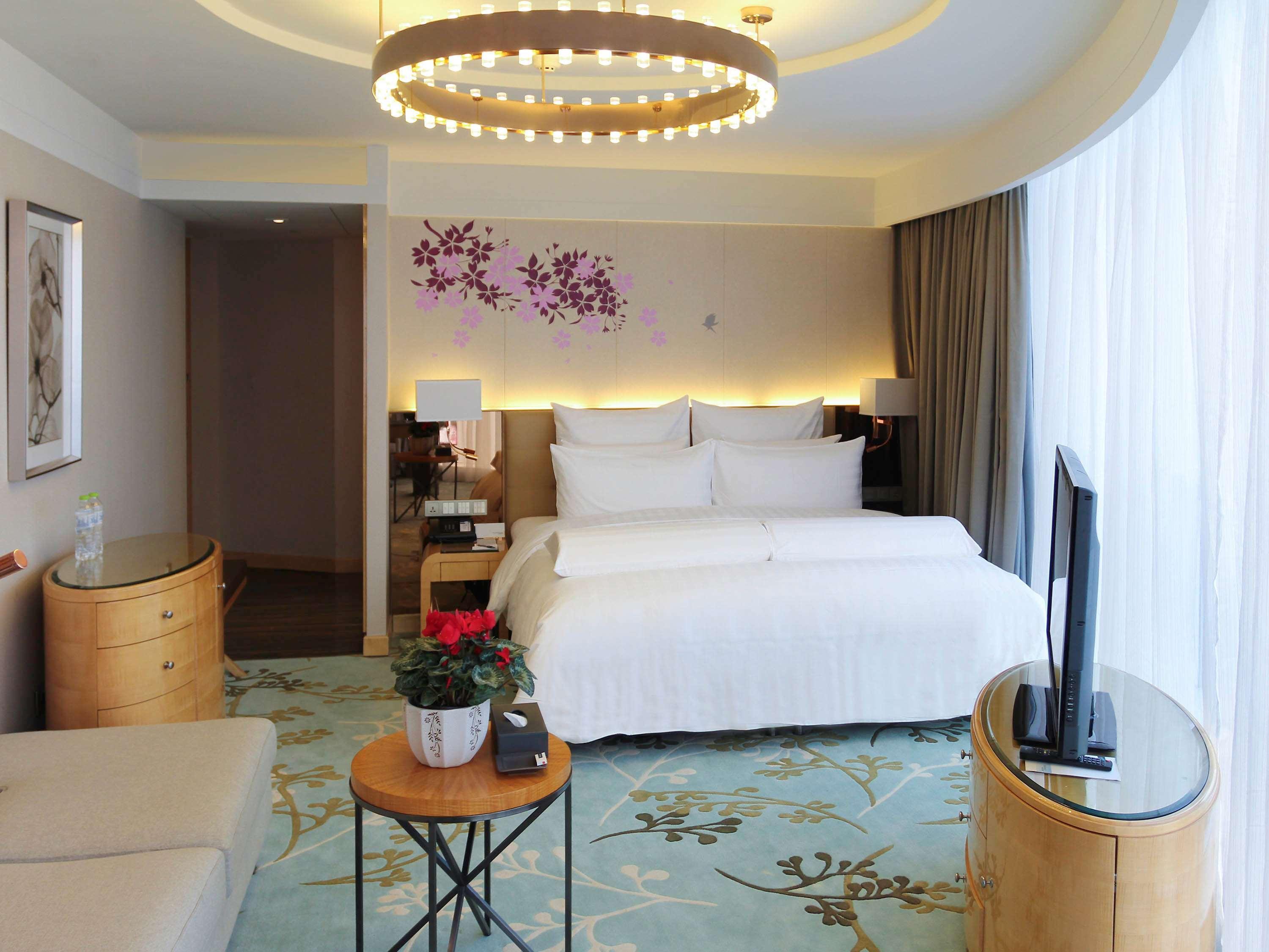 Pullman Linyi Lushang Esterno foto