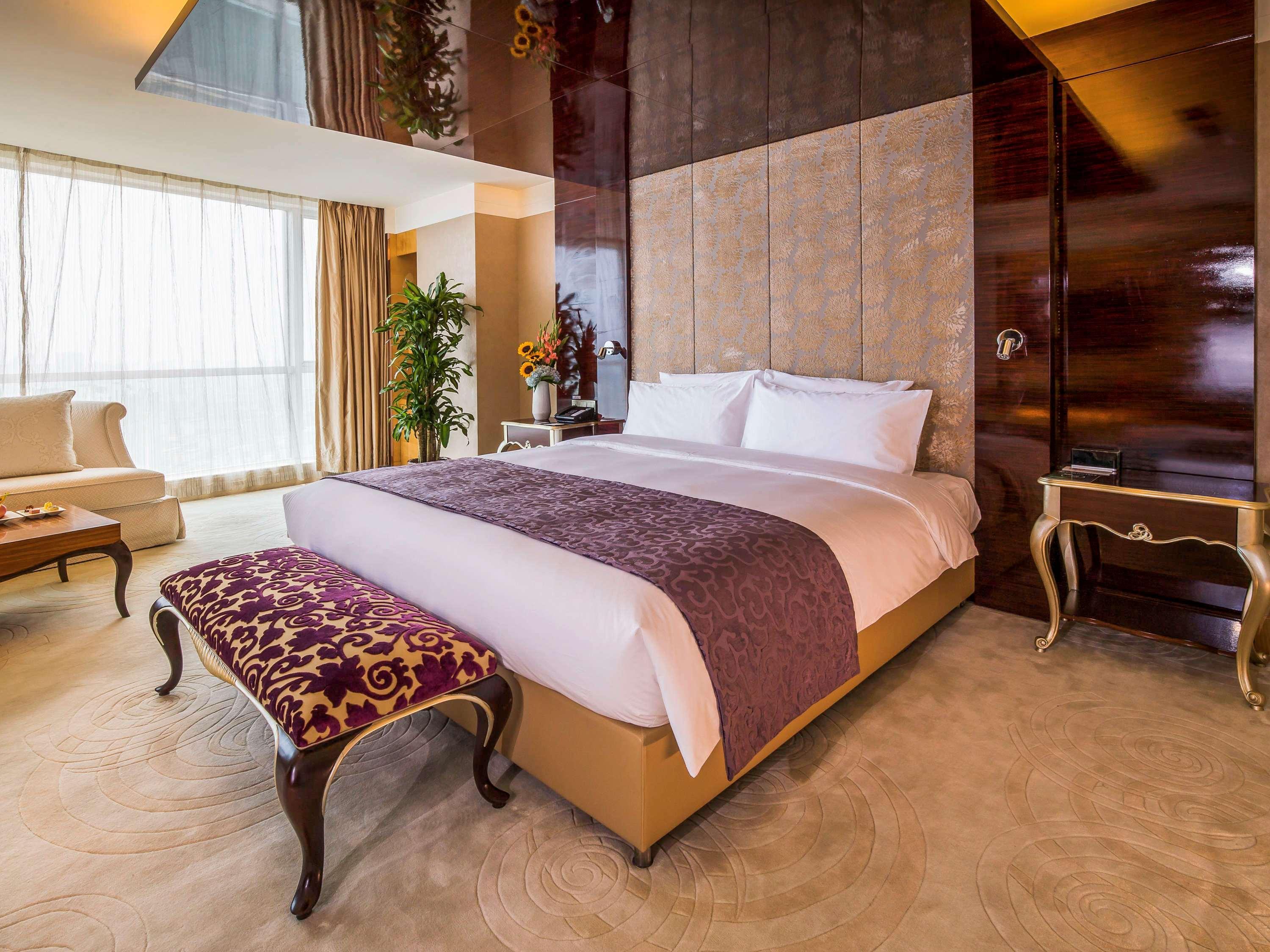 Pullman Linyi Lushang Esterno foto