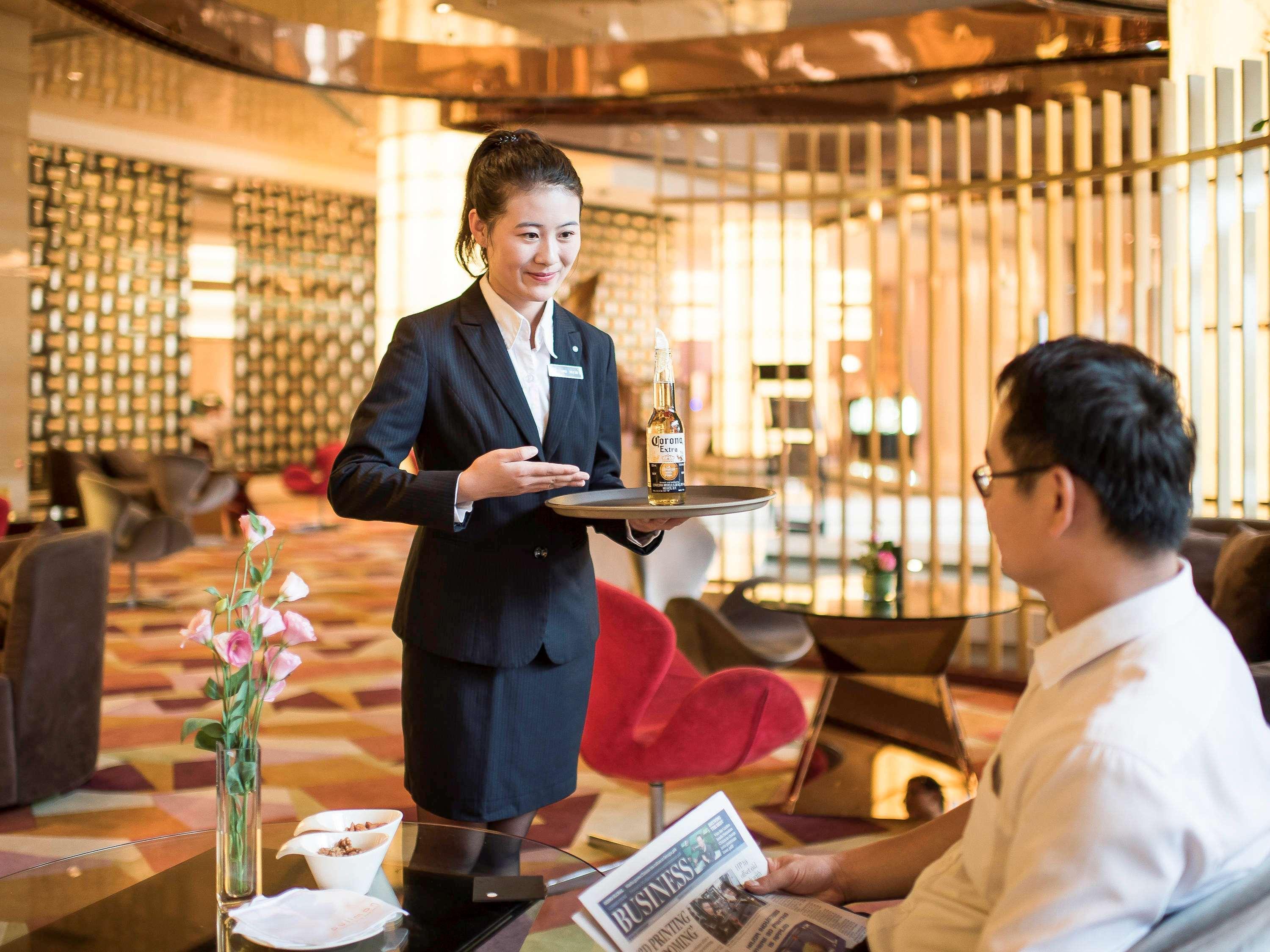Pullman Linyi Lushang Esterno foto