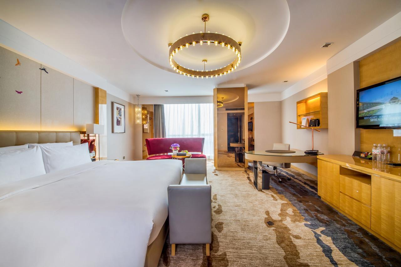 Pullman Linyi Lushang Esterno foto