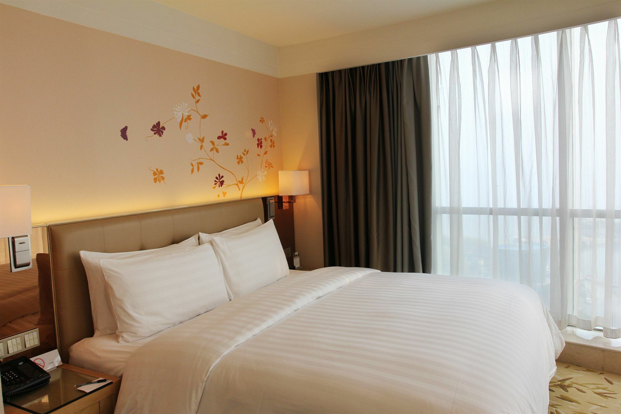 Pullman Linyi Lushang Esterno foto